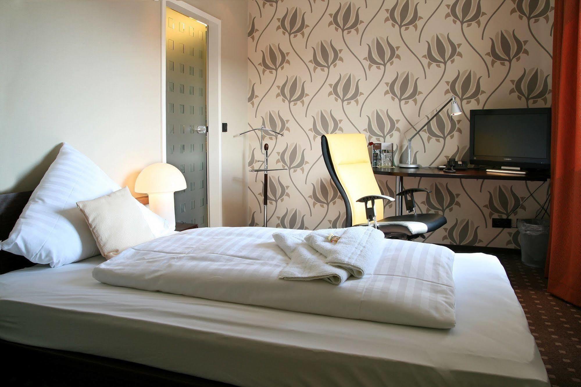L'Escala Otel Dreieich Dış mekan fotoğraf